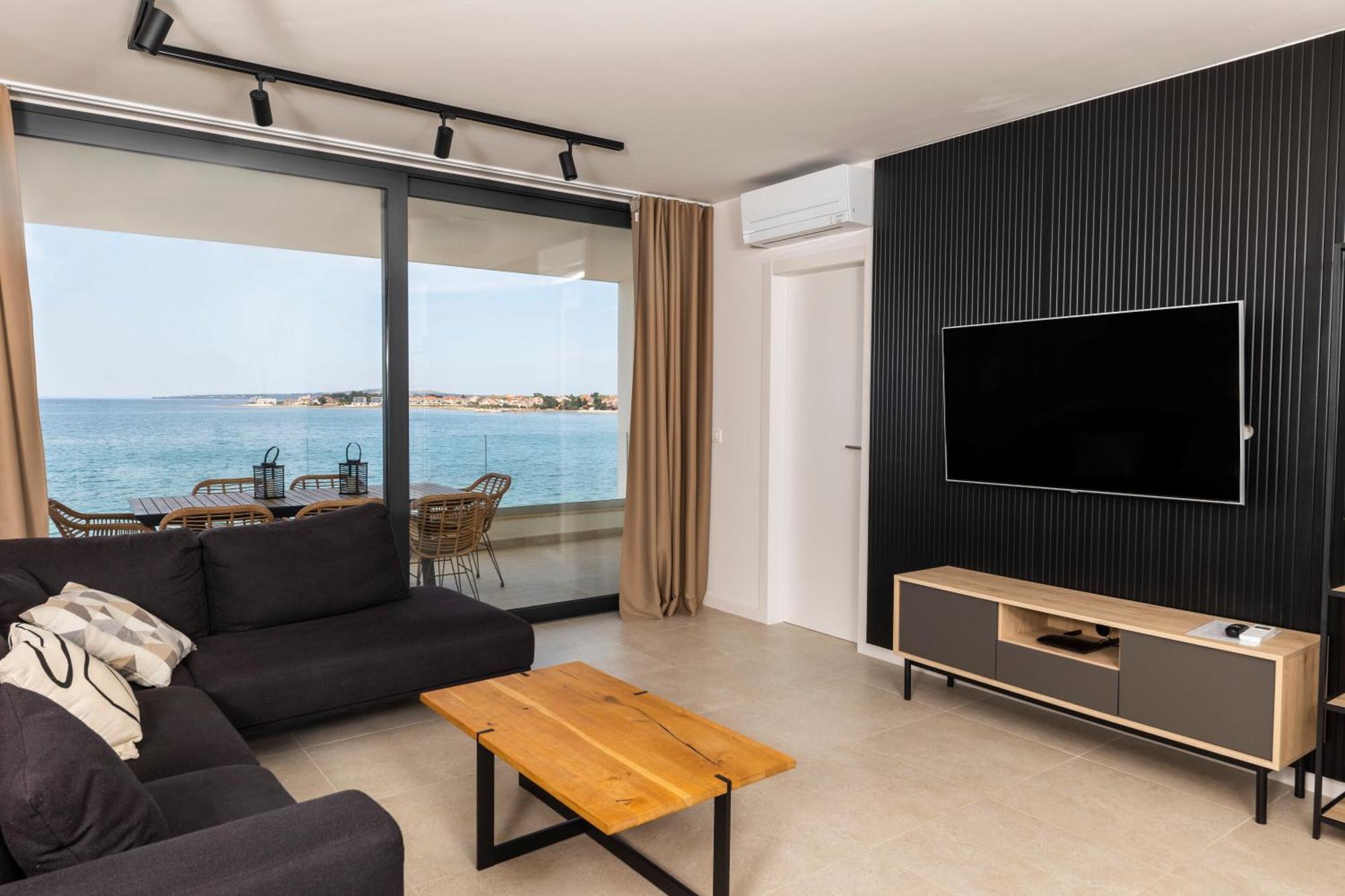 Aqua Blue By Belmont Realty Apartment Privlaka  Luaran gambar