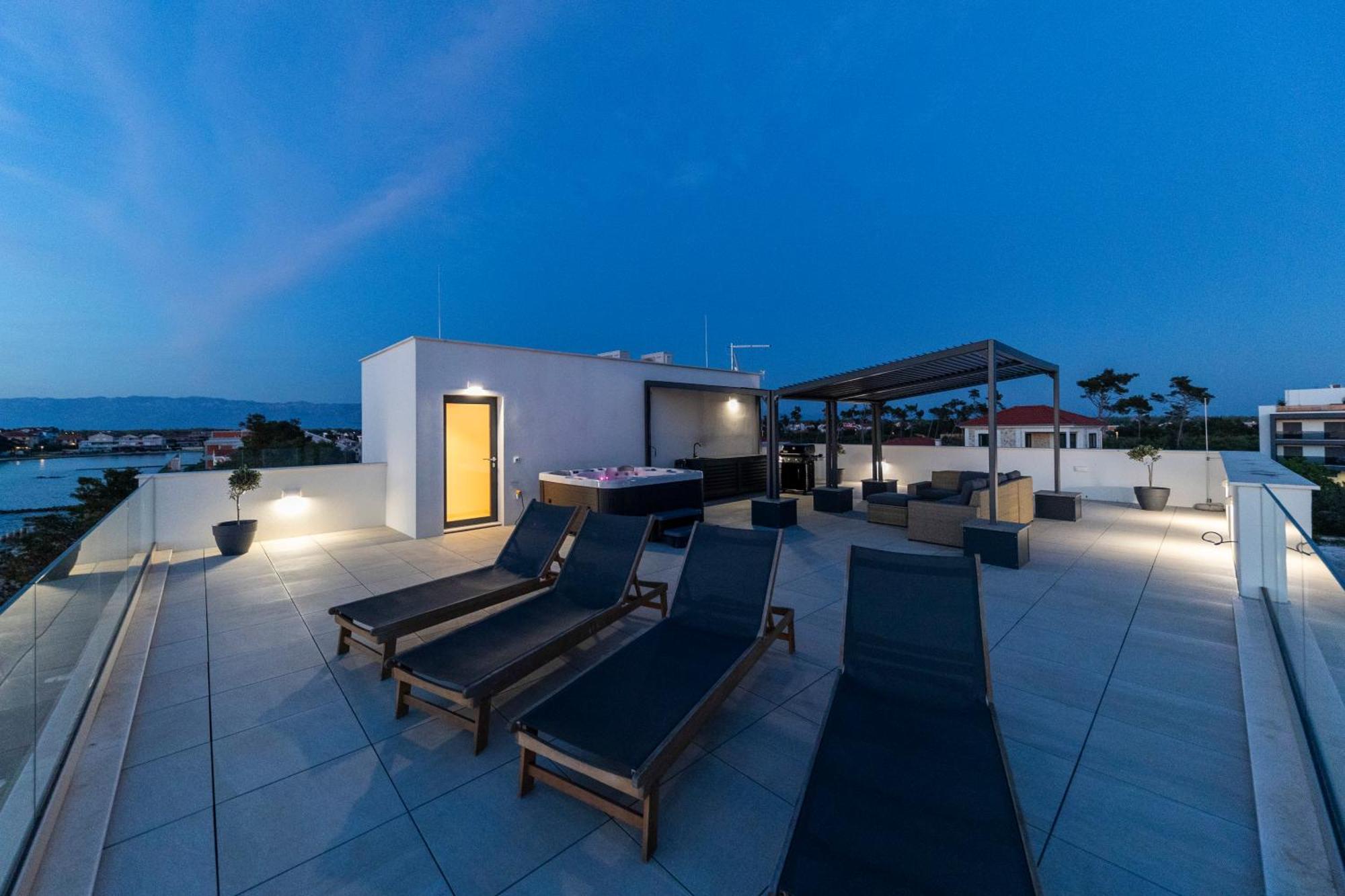 Aqua Blue By Belmont Realty Apartment Privlaka  Luaran gambar