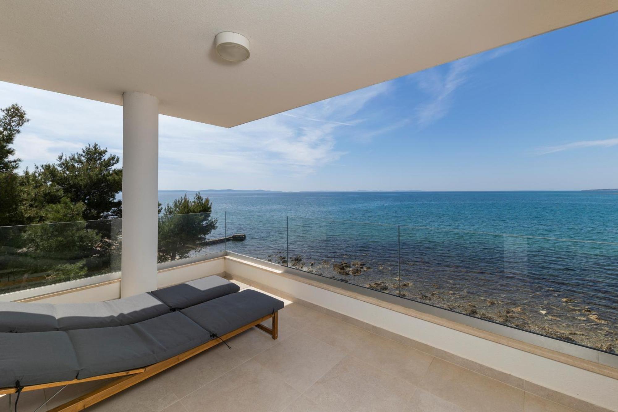 Aqua Blue By Belmont Realty Apartment Privlaka  Luaran gambar