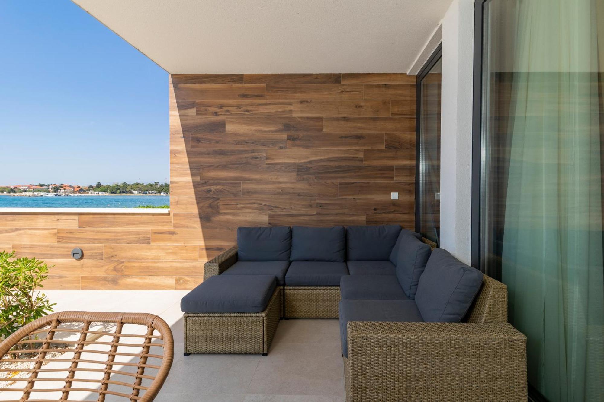 Aqua Blue By Belmont Realty Apartment Privlaka  Luaran gambar